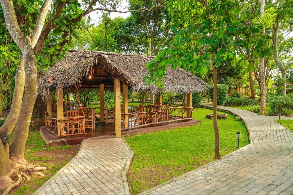 Pelwehera Village Resort фото 29