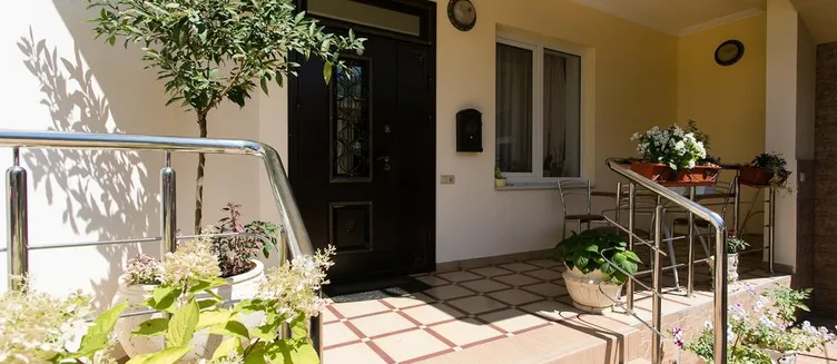 Фото отеля Гостевой дом «На Виноградной»