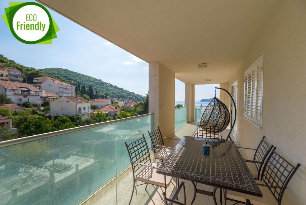 Antonio's Luxury Suites фото 22