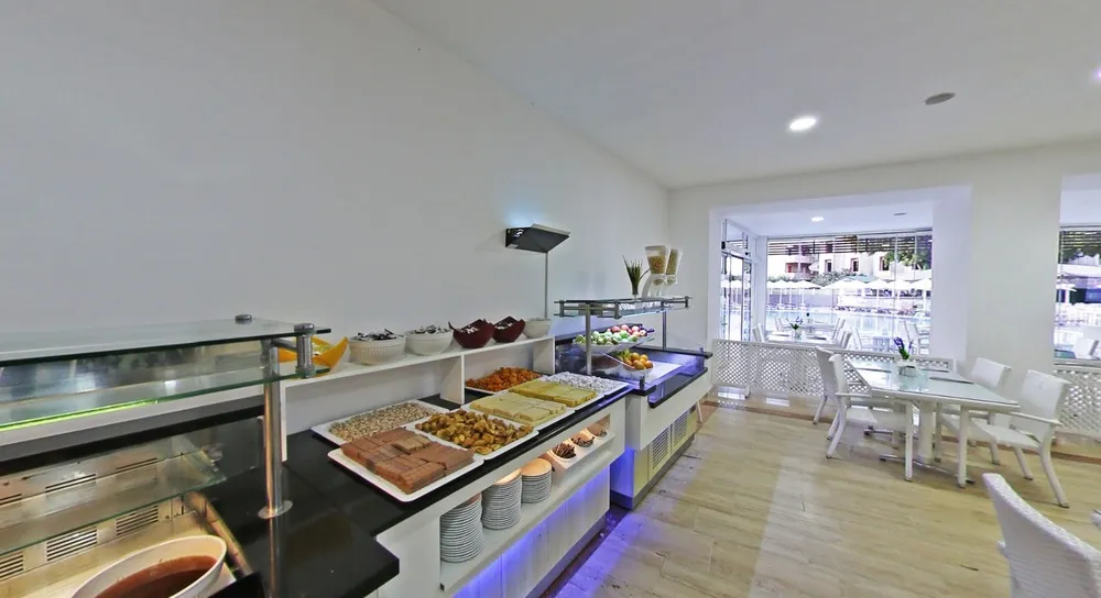 Bendis Beach Hotel фото 22
