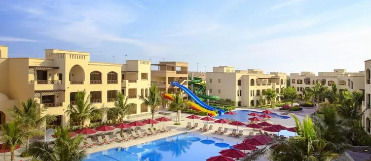 Фото отеля The Village at The Cove Rotana Resort