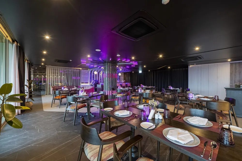 Wyndham Grand Nai Harn Beach Phuket фото 41