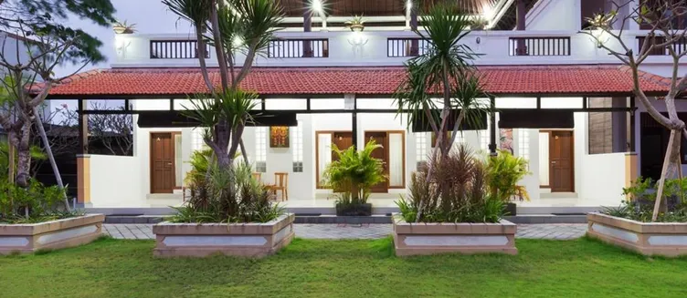 Фото отеля Kubal Villa and Living Seminyak
