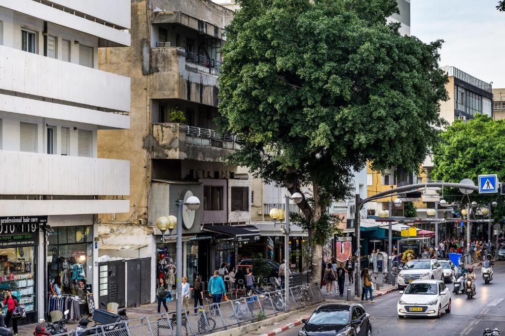 The White House Hotel At Dizengoff Square фото 19