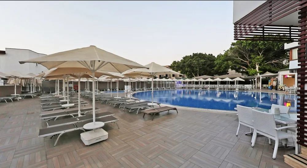 Bendis Beach Hotel фото 15