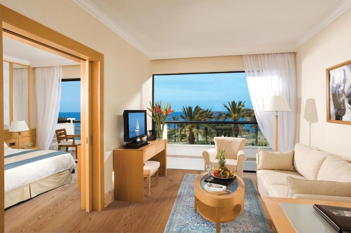 Constantinou Bros Asimina Suites Hotel (Adults Оnly) фото 2