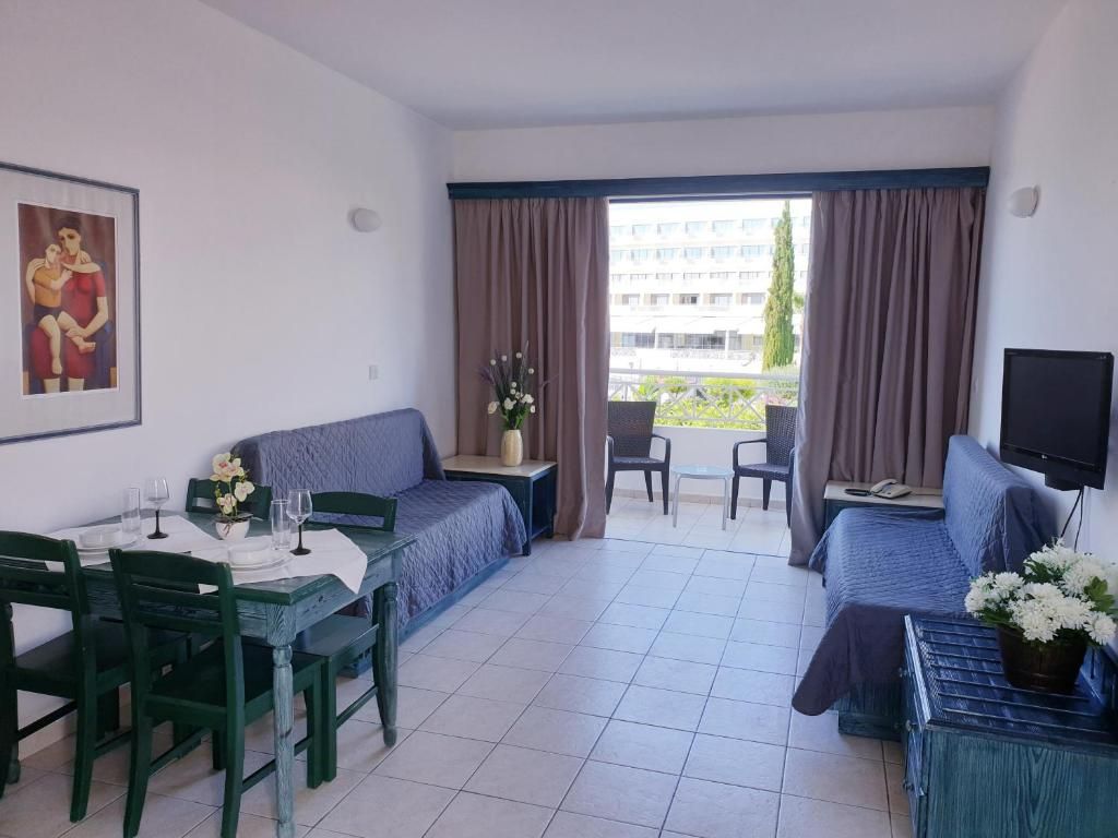 St. George Gardens & Suites фото 19