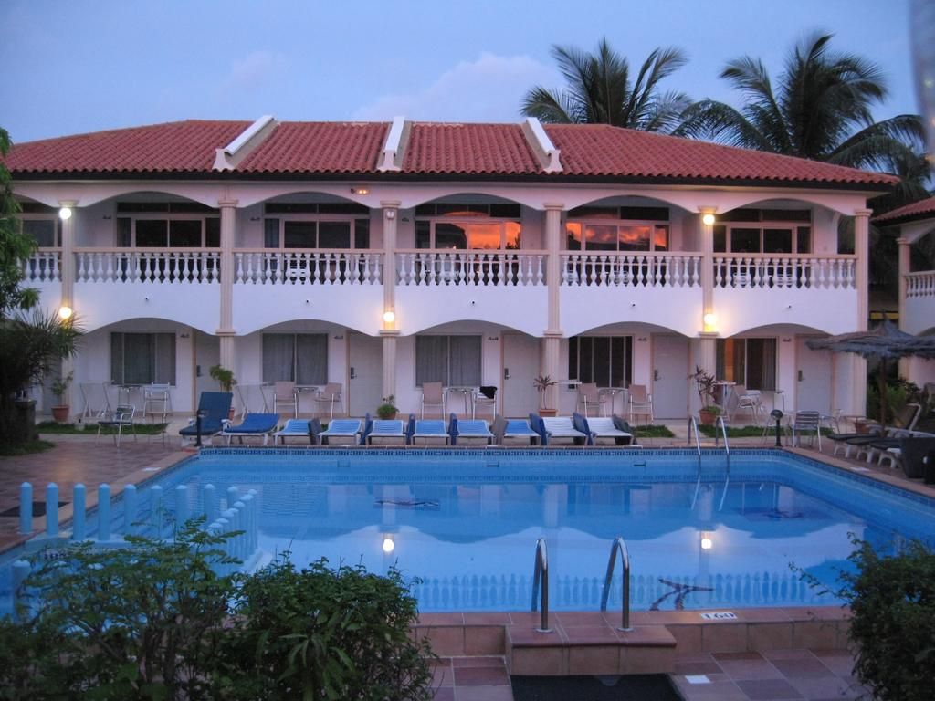 Cape Point Hotel фото 0