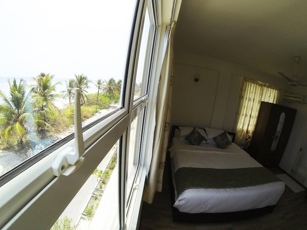 Velaa Beach фото 13