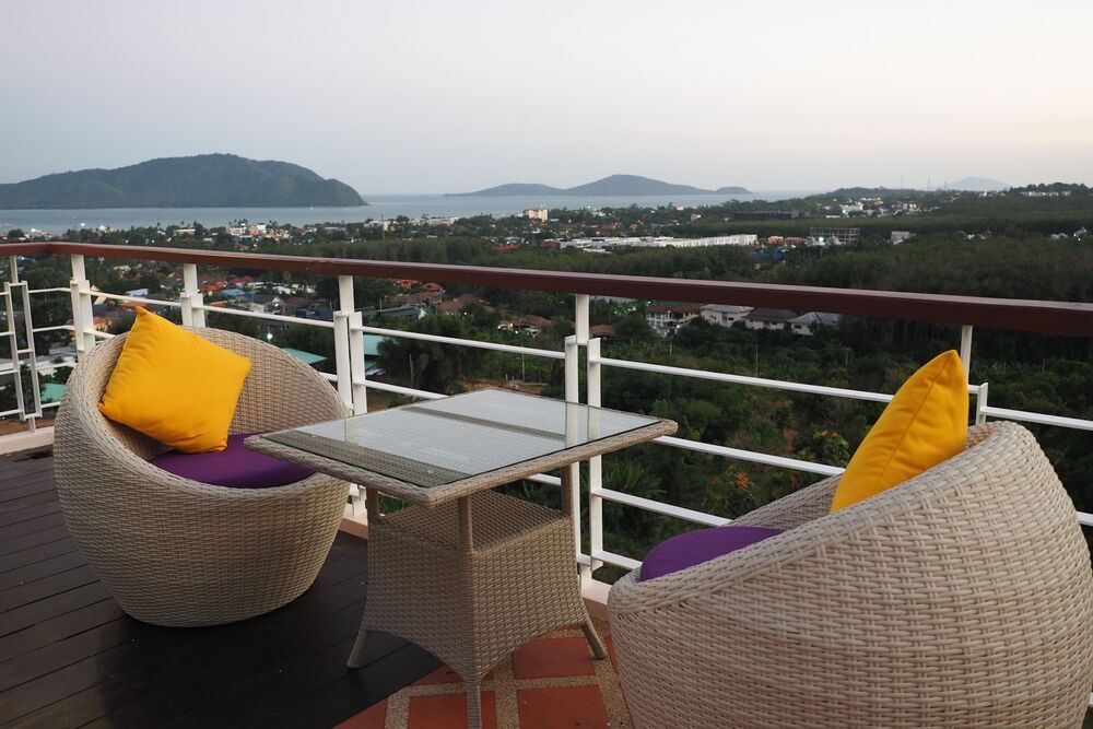 The View Rawada Phuket фото 18
