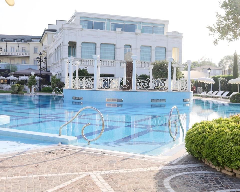 Grand Hotel Leonardo Da Vinci фото 16