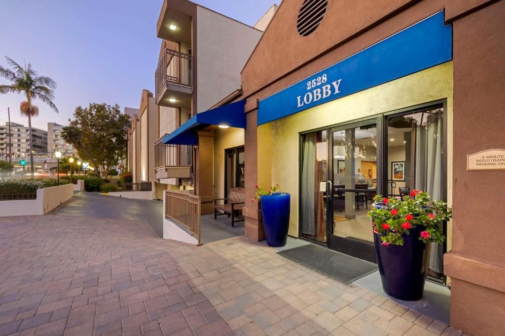Best Western Royal Palace Inn & Suites фото 7