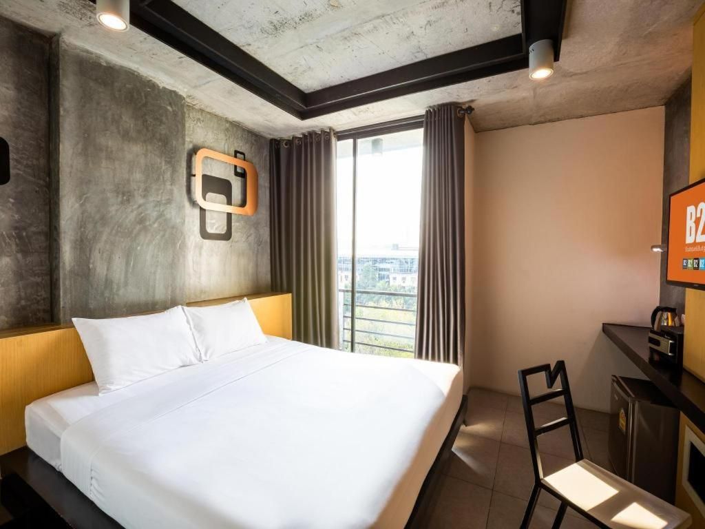 B2 South Pattaya Premier Hotel фото 3