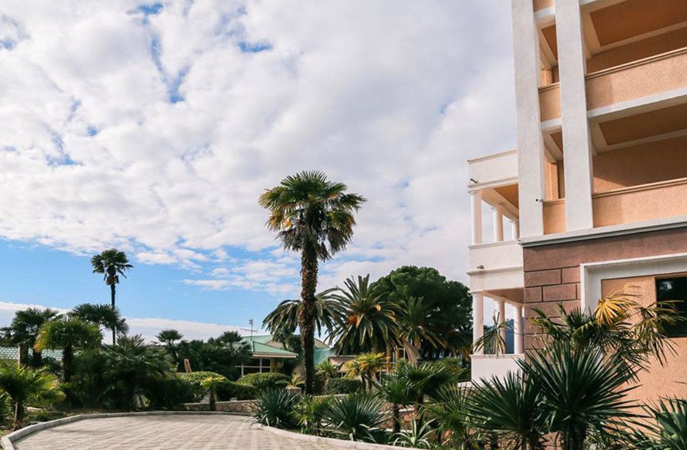 Old Gagra Hotel фото 85
