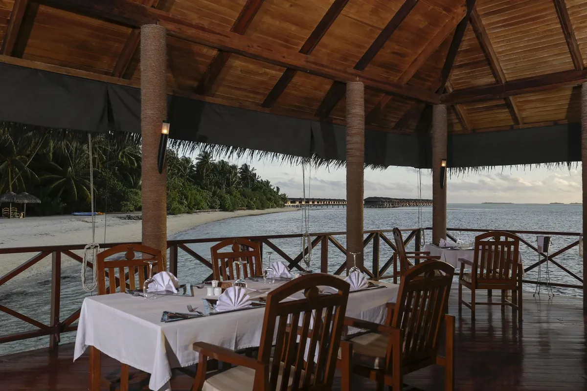 Medhufushi Island Resort фото 15