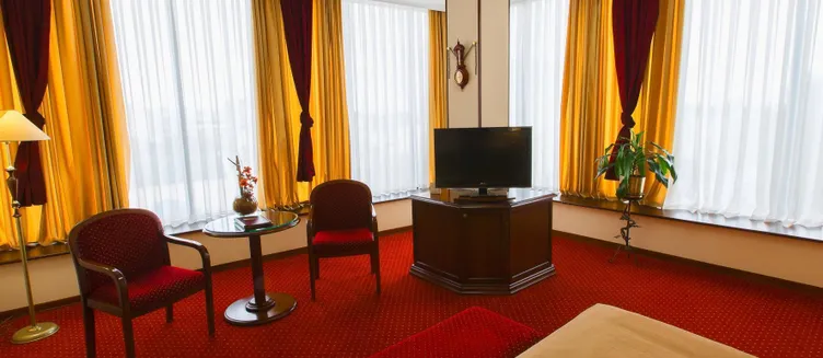 Фото отеля Red Royal