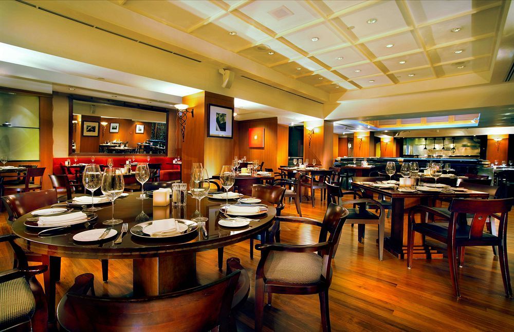 Four Seasons Hotel Jakarta фото 36