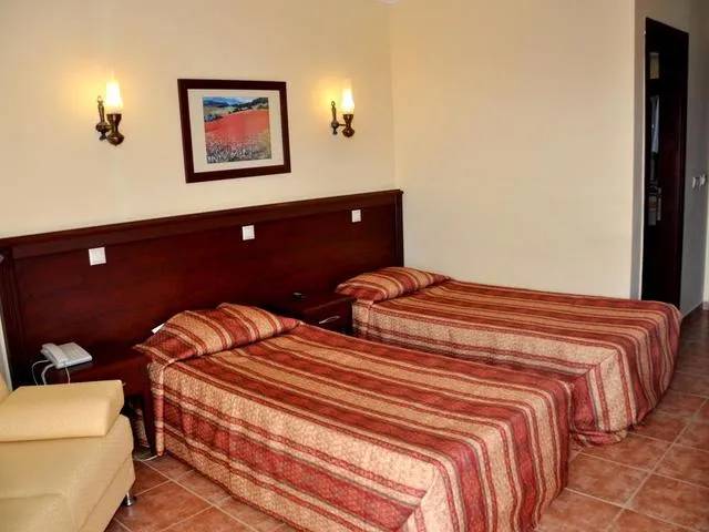 Larissa Sultan's Beach Hotel фото 3