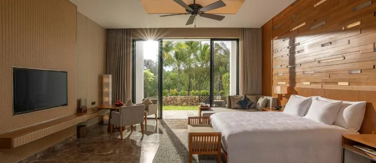 Фото отеля JW Marriott Cam Ranh Bay Resort & Spa