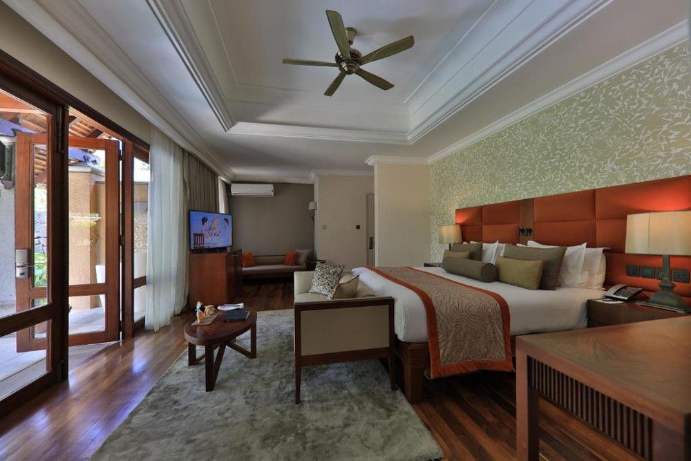 Maradiva Villas Resort & Spa фото 47