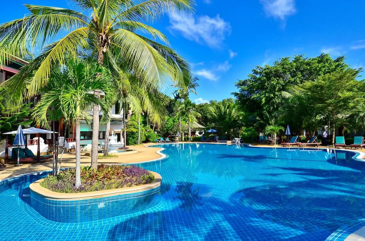 First Bungalow Beach Resort фото 8