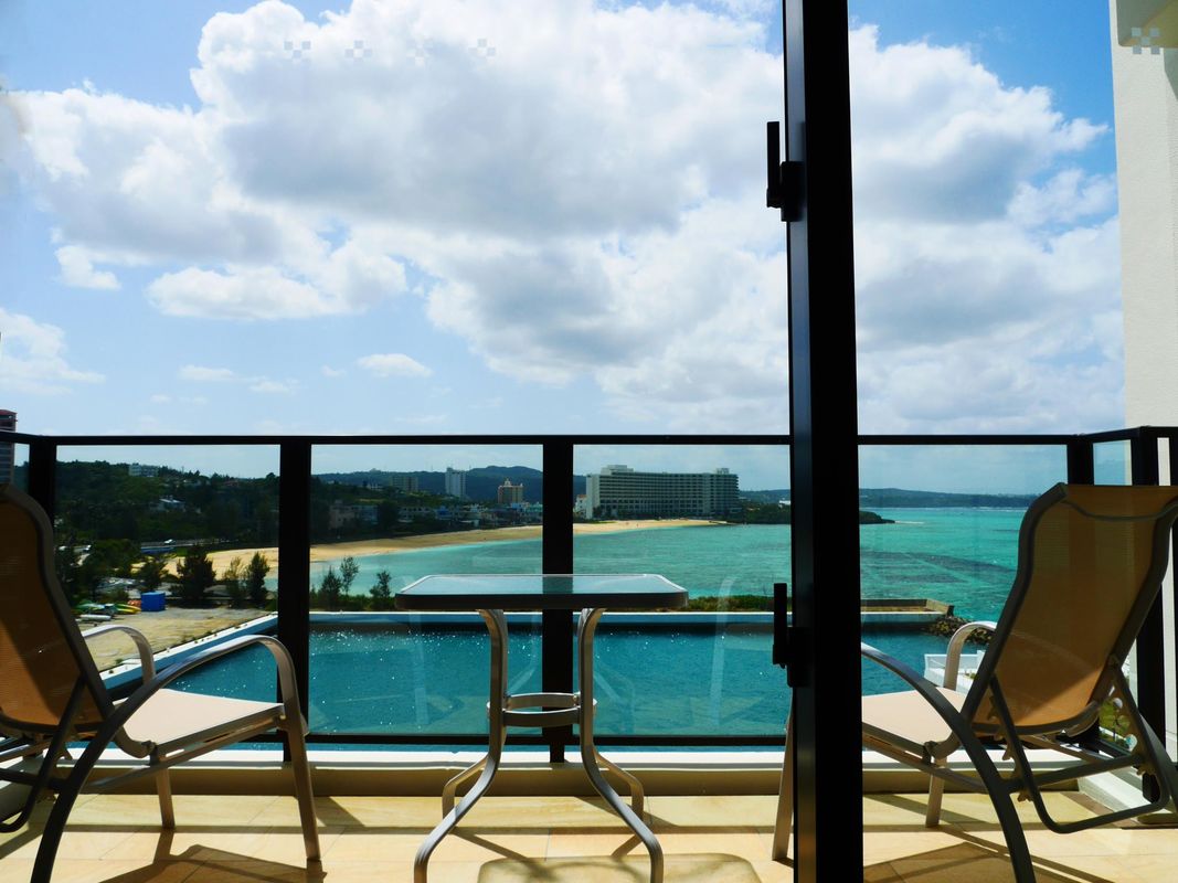 Sheraton Okinawa Sunmarina Resort фото 4