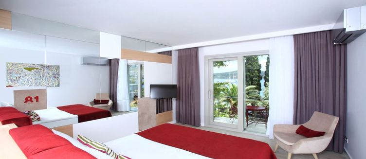 Фото отеля NO81 Hotel