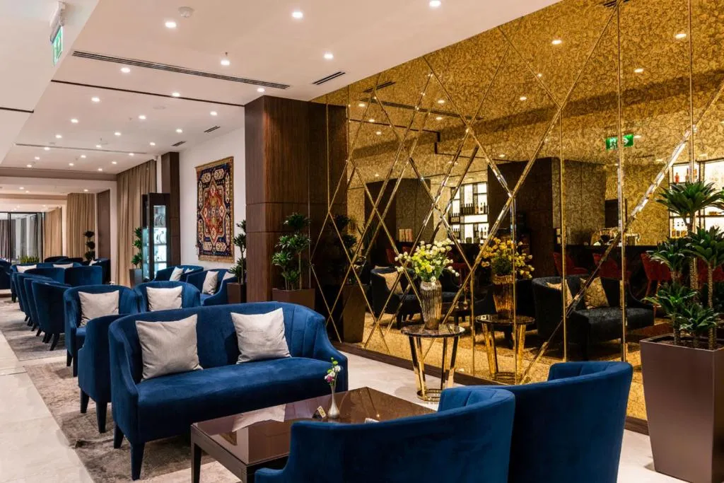 Ramada Hotel & Suites by Wyndham Yerevan фото 4