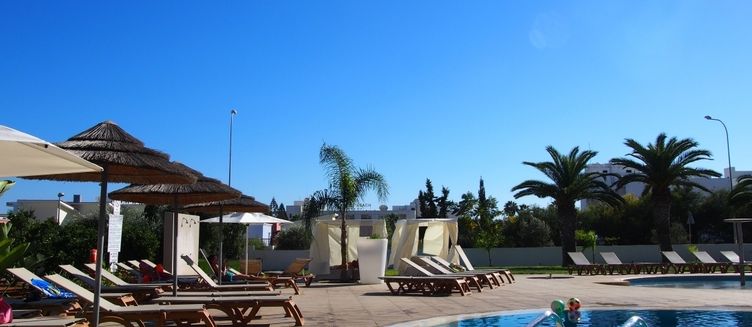 Фото отеля Stavrolia Gardens Hotel Apartments