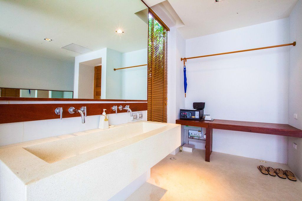 KC Beach Club & Pool Villas фото 68