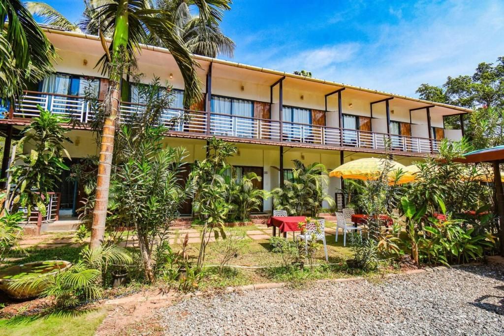 Yogi Tree Beach Resort And Cafe фото 0