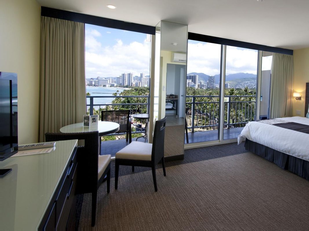 The New Otani Kaimana Beach Hotel фото 45