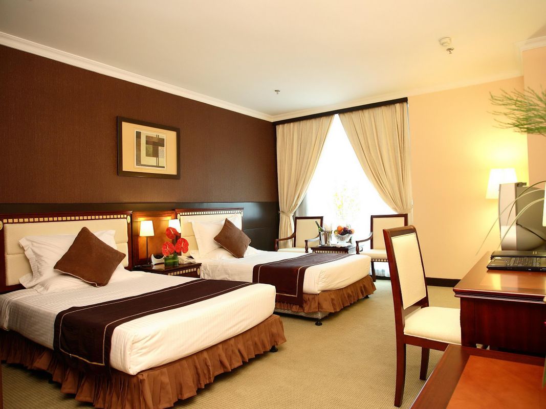 Magnificent International Hotel фото 3