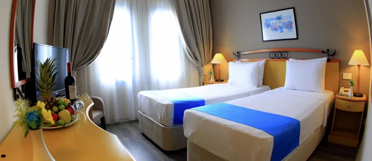 Фото отеля Roseira Beach Resort