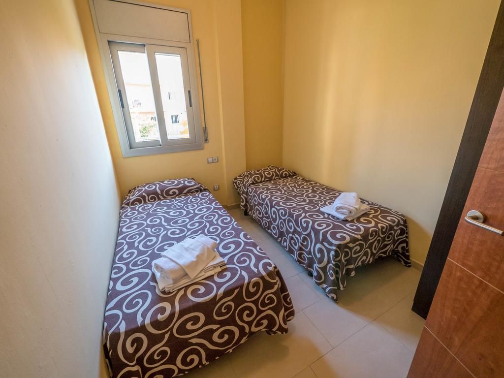 Apartamentos AR Family Espronceda фото 0