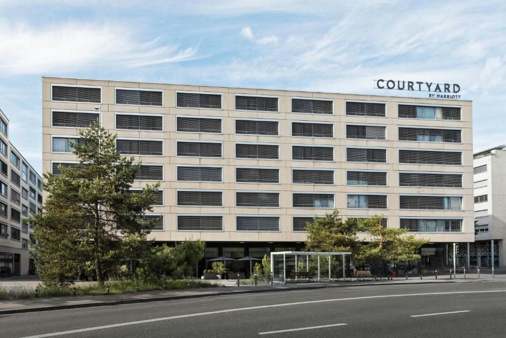 Courtyard by Marriott Zurich North фото 57