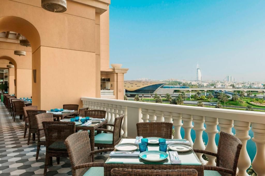 Sheraton Dubai Mall of the Emirates Hotel фото 7