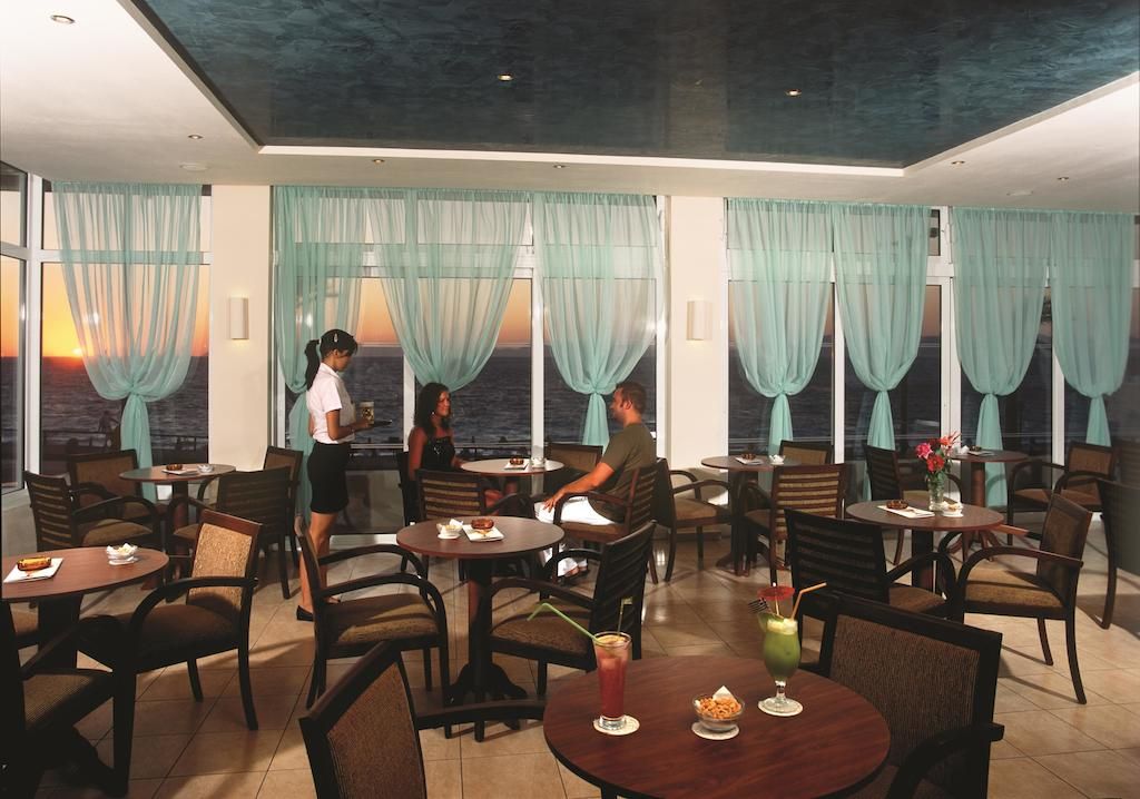 Belvedere Beach Hotel фото 16