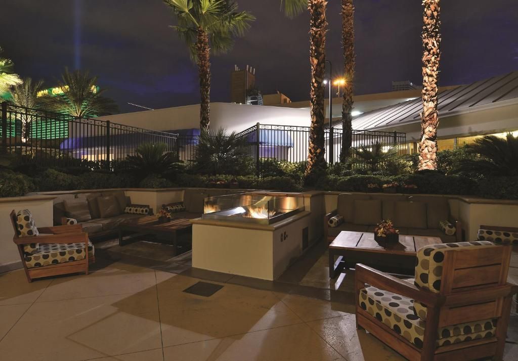 The Signature at MGM Grand - All Suites фото 21