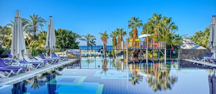 Фото отеля Sealife Buket Beach & Resort