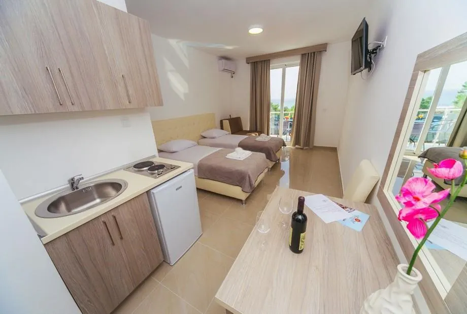 New Montenegro Canj Korpus B фото 6