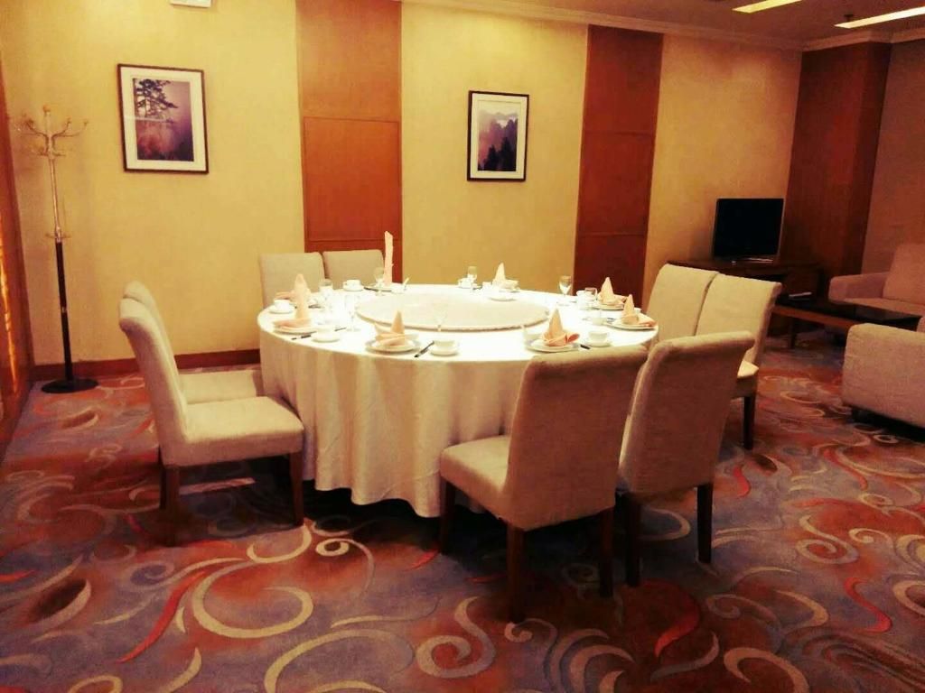 Kerren Hotel Dalian фото 3