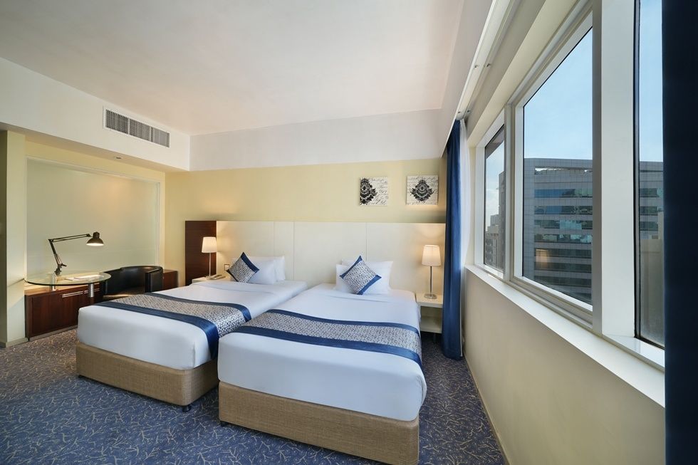 Kingsgate Hotel by Millennium фото 20