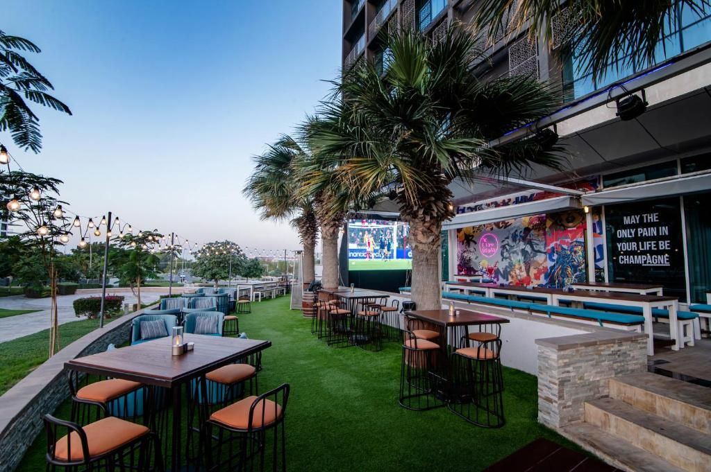 Yas Plaza Marina by IHG фото 76