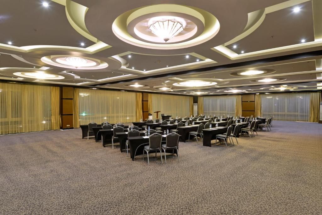 Holiday Inn Bursa фото 15