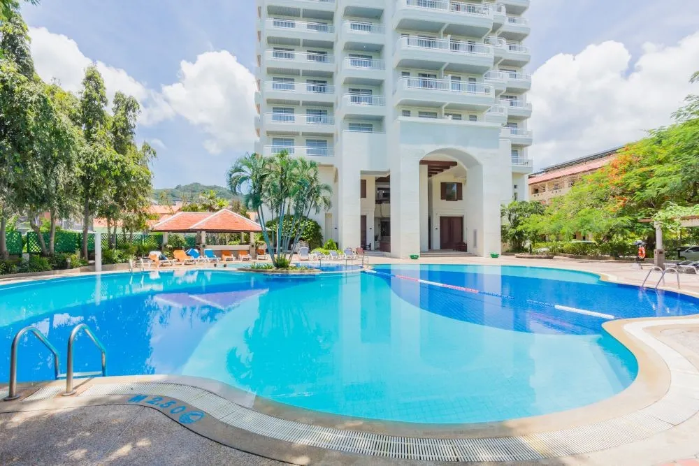 The Waterfront Suites Phuket By Centara фото 0