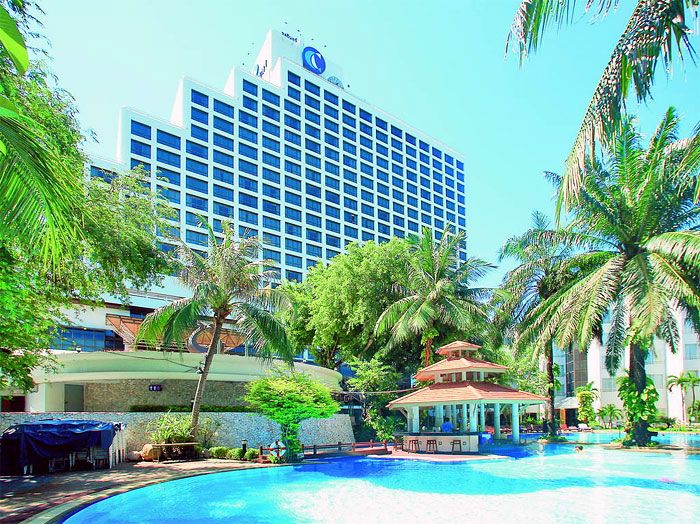Cholchan Pattaya Beach Resort фото 86