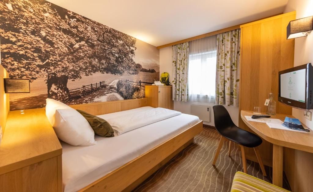 Gruener Baum Hotel фото 2