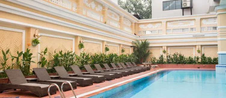 Фото отеля Sherwood Residence