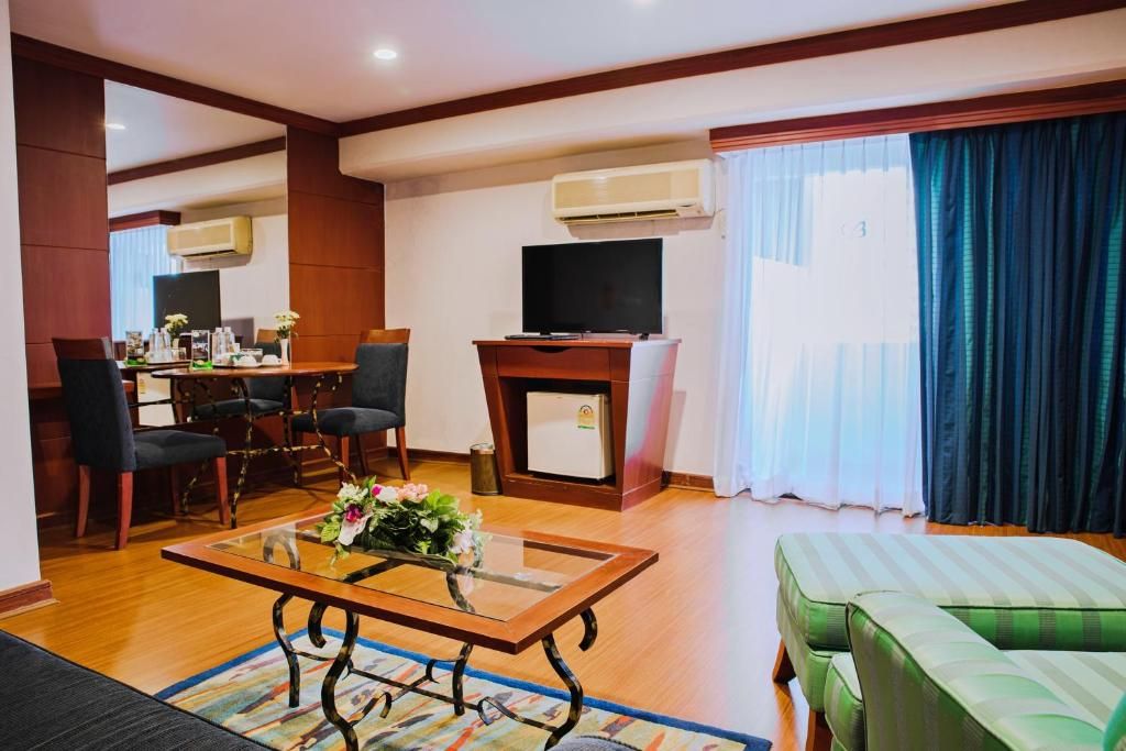 Baiyoke Suite Hotel фото 65